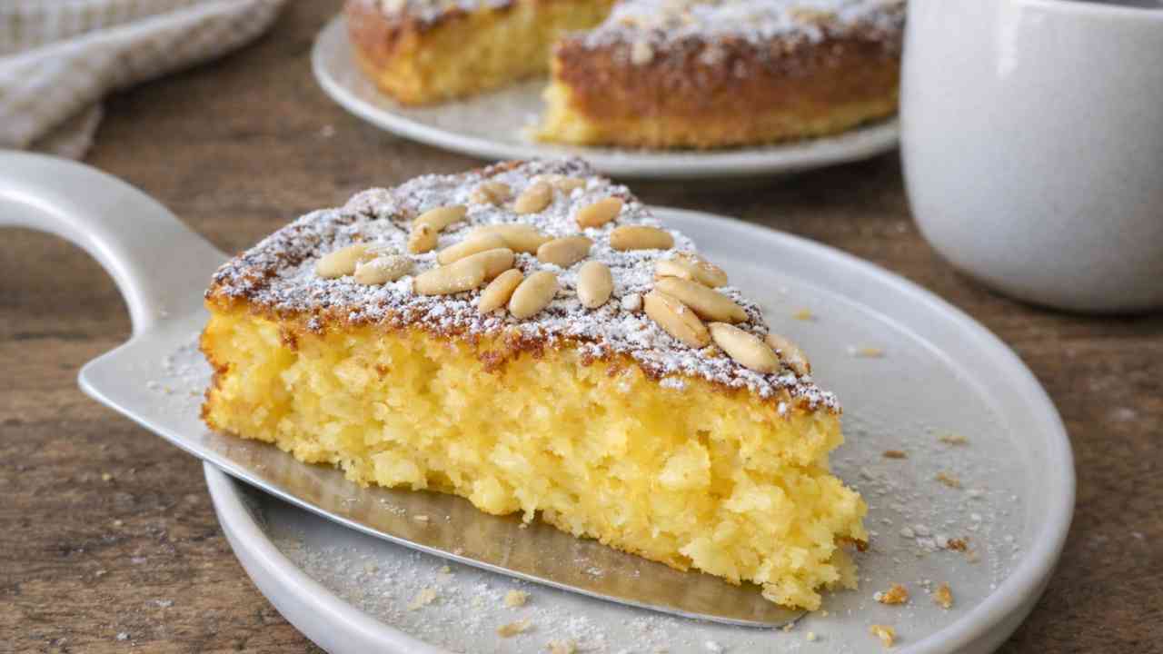 Torta della nonna con farina di riso e zafferano - Lacuocherellona.it