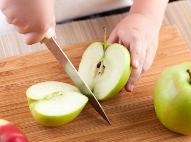 Torta di mele facilissima - Lacuocherellona.it