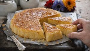 Torta limonosa senza glutine - Lacuocherellona.it